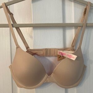 Seamless Nude Bra Size 34A NWT PINK Wear Everywhere Push Up Bra